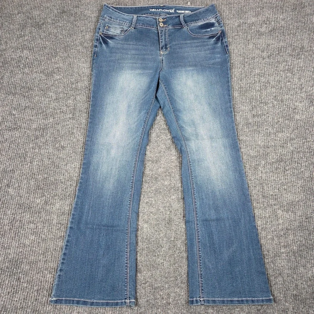 WallFlower‎ Luscious Curvy Bootcut Jeans Medium Wash WBM10427B Womens 15 Reg